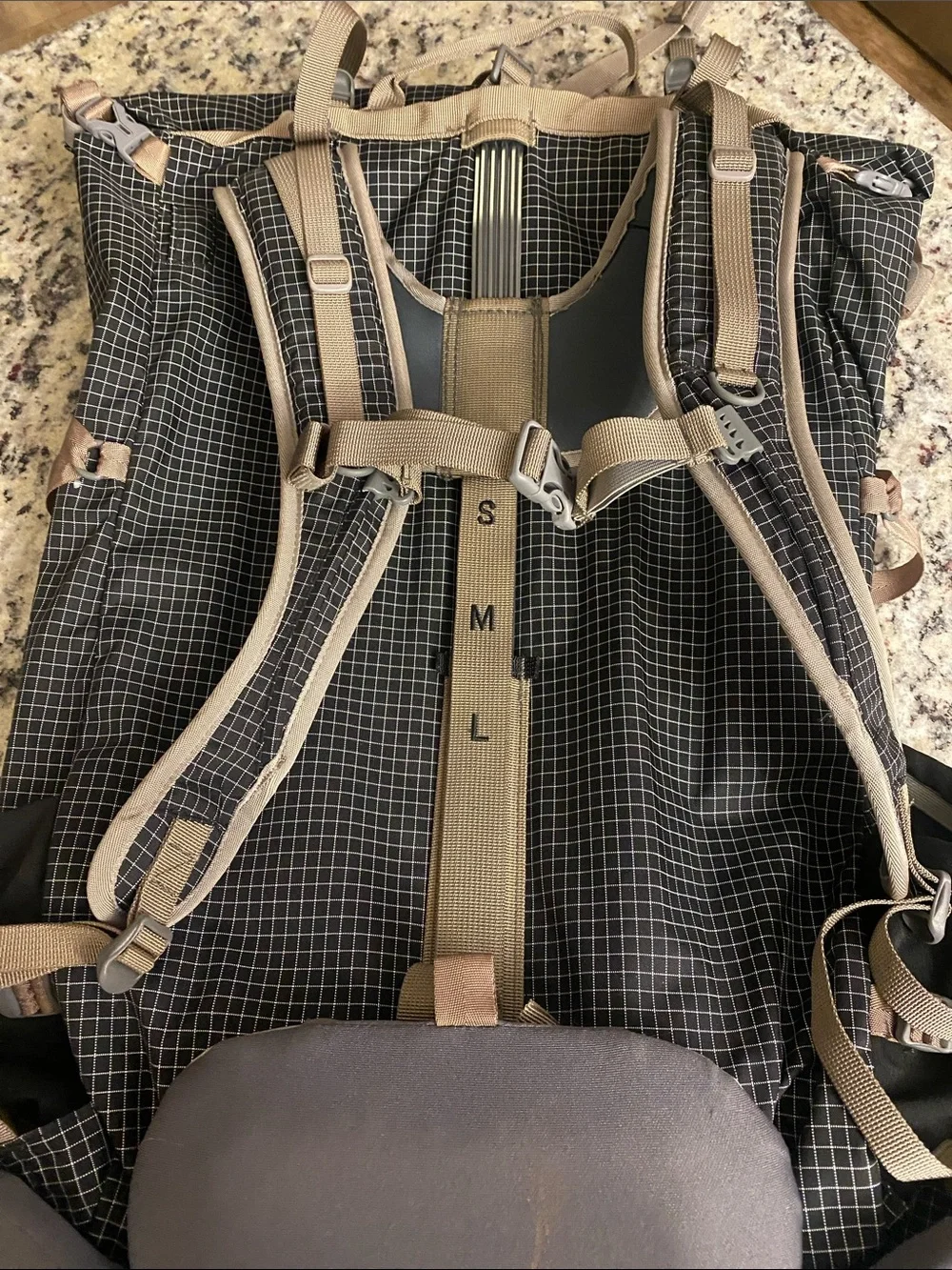 Men’s Exped Lightning 60L Black Grid ultra Lightweight Hiking Backpack